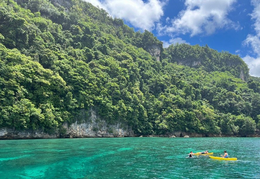 Campomanes Beach Resort, Philippines